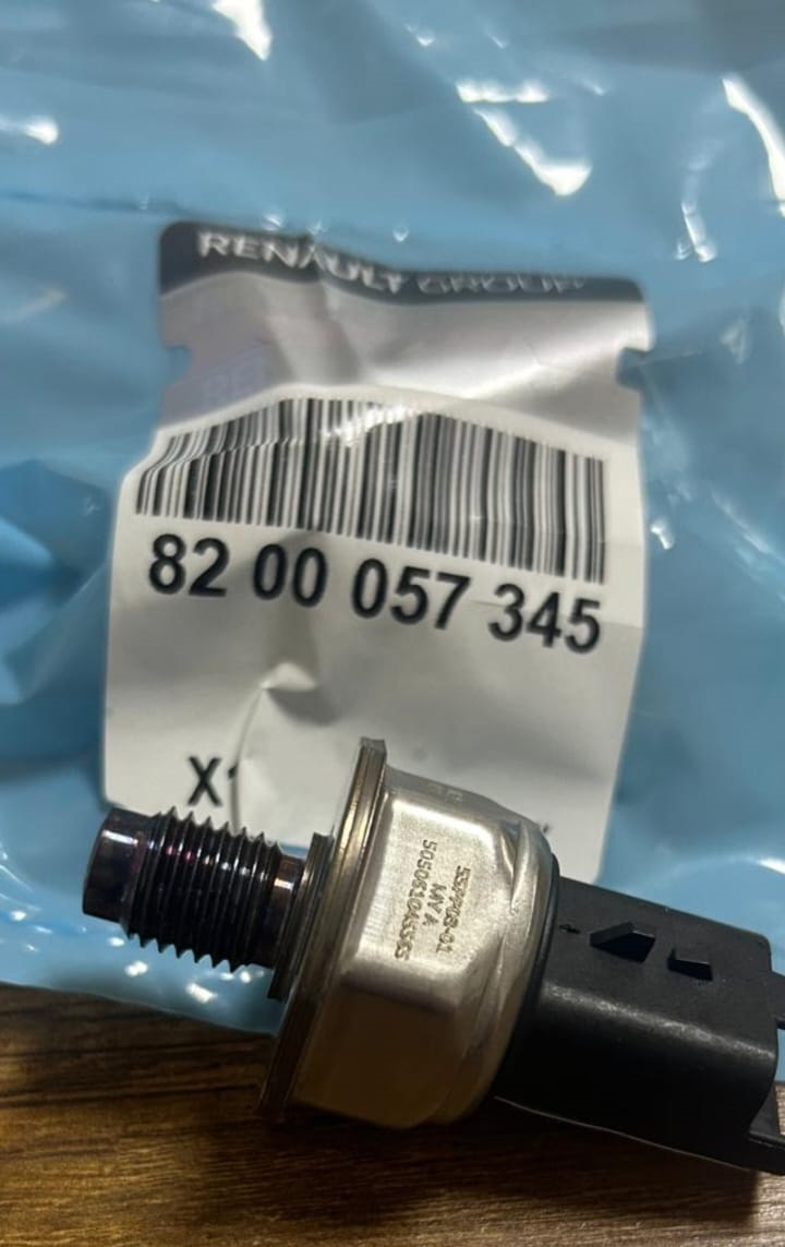ENJEKTÖR MAZOT DAĞITICISI 8200057345 KANGO CLIO 1.5 DCI (İÇİ DELPHI)